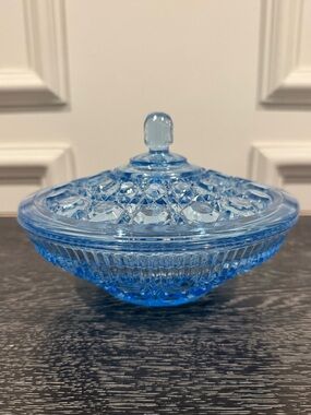 Vintage Indiana Glass Ice Blue Candy Nut Dish w/ Lid Windsor Cane And Button
